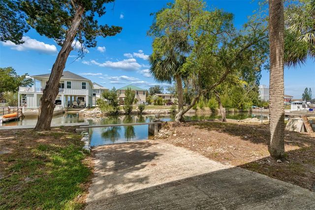14539 COFFEY LANE, Hudson, FL 34667