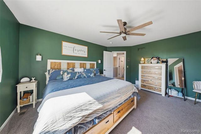 26921 Cedar Run Court, Trenton, MI 48183