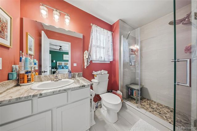 26921 Cedar Run Court, Trenton, MI 48183
