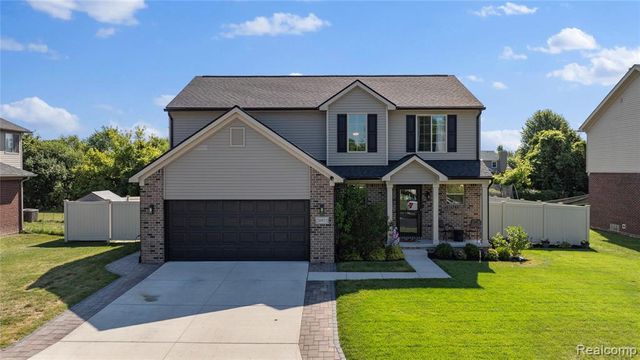 26921 Cedar Run Court, Trenton, MI 48183