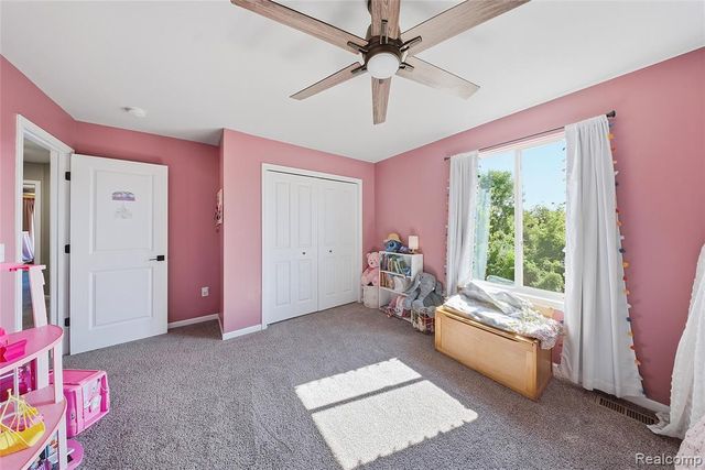 26921 Cedar Run Court, Trenton, MI 48183