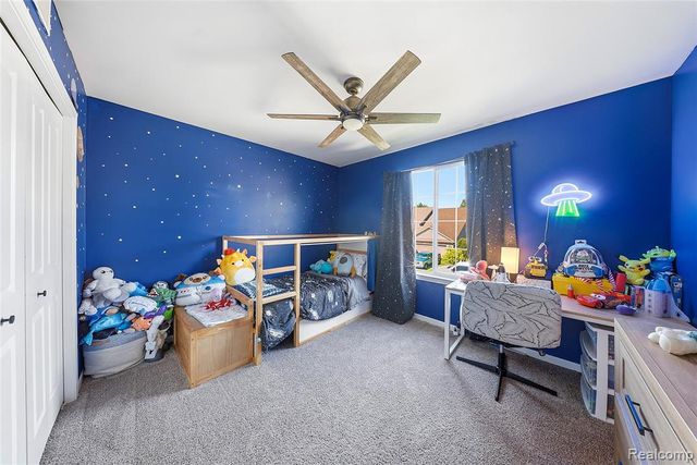 26921 Cedar Run Court, Trenton, MI 48183