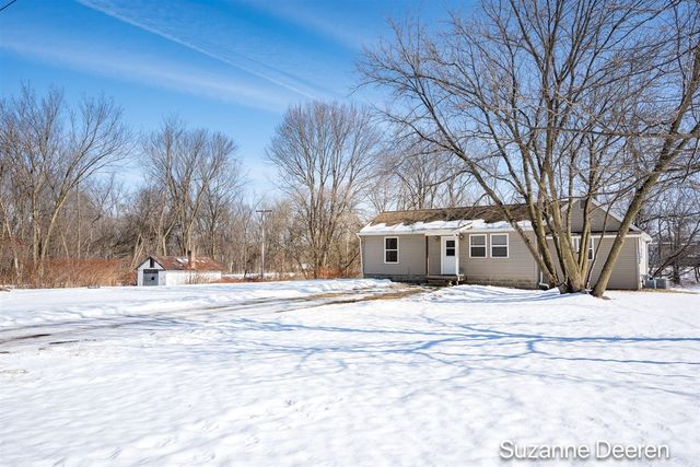 68 Dewitt Street, Saranac, MI 48881