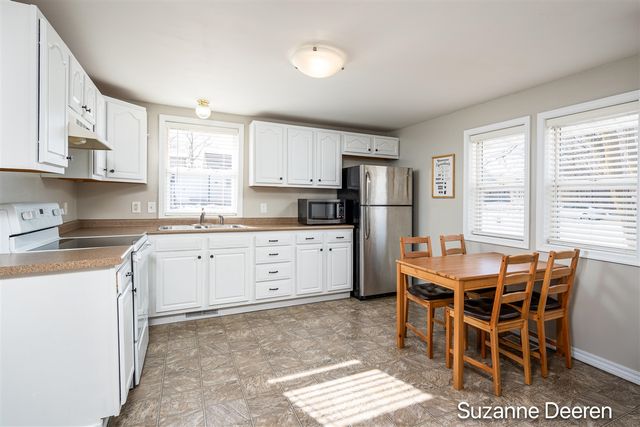 68 Dewitt Street, Saranac, MI 48881