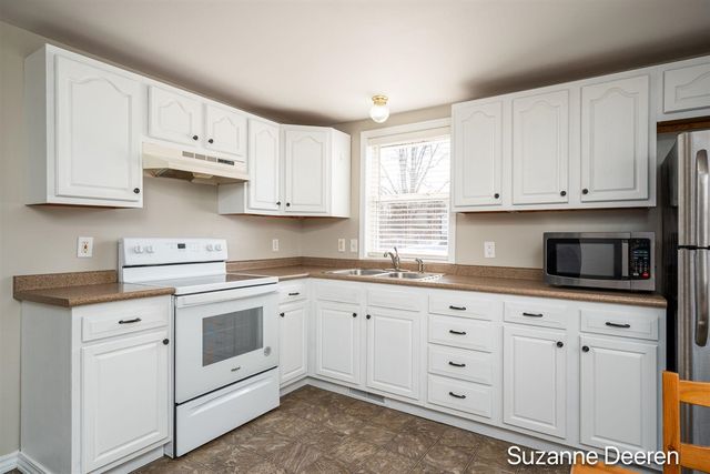 68 Dewitt Street, Saranac, MI 48881