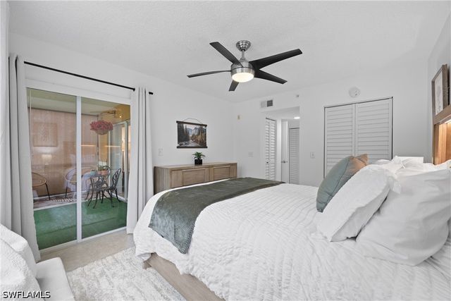 1885 Florida Club DR 8102, Naples, FL 34112