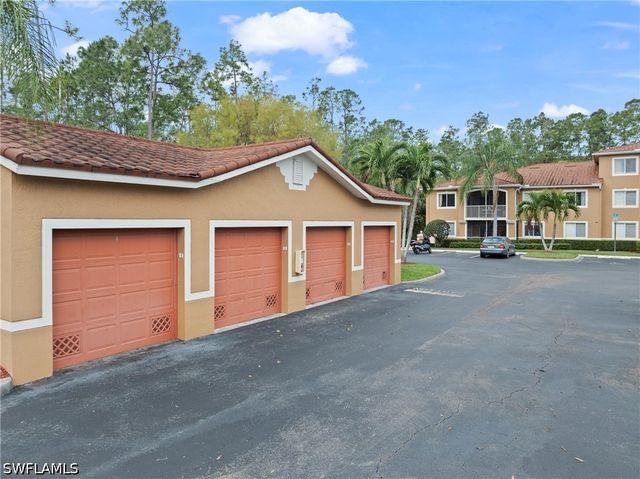 1885 Florida Club DR 8102, Naples, FL 34112