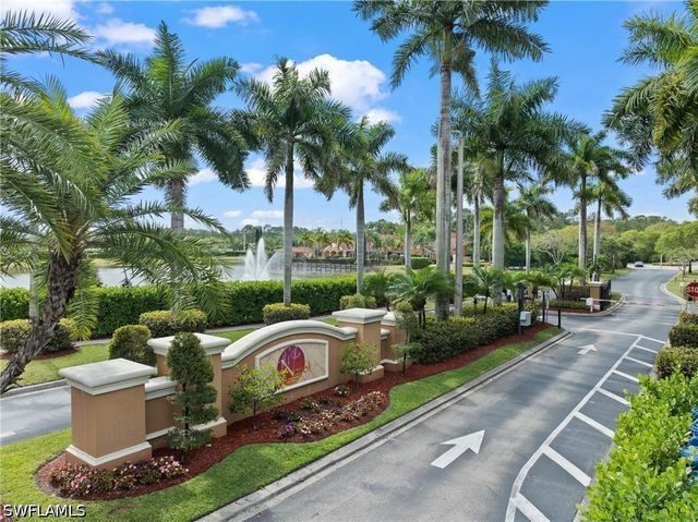 1885 Florida Club DR 8102, Naples, FL 34112