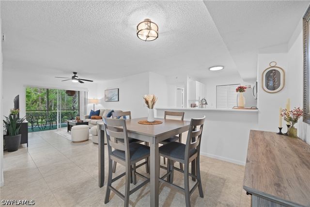 1885 Florida Club DR 8102, Naples, FL 34112