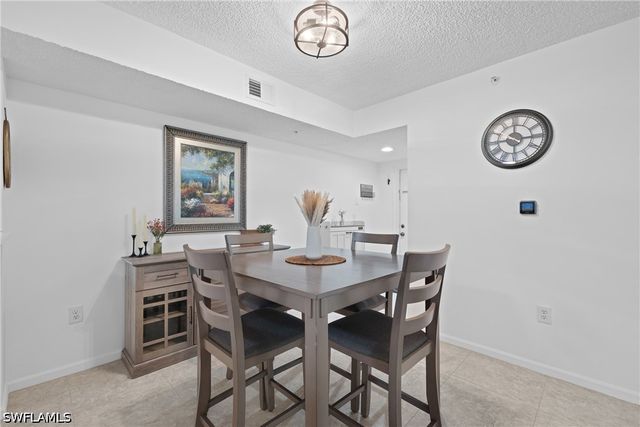 1885 Florida Club DR 8102, Naples, FL 34112