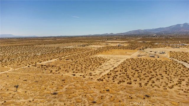 2132 South, Pinon Hills, CA 92372