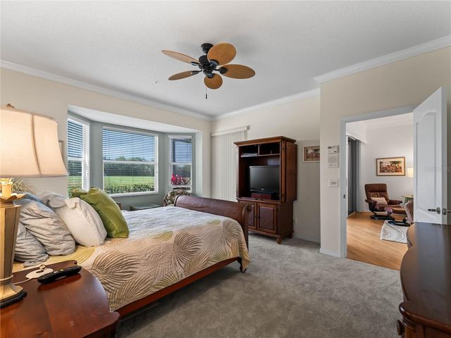 5204 MAHOGANY RUN AVENUE, Sarasota, FL 34241