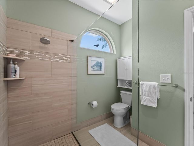 5204 MAHOGANY RUN AVENUE, Sarasota, FL 34241