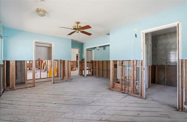 1302 ROBIN ROAD S, St Petersburg, FL 33707