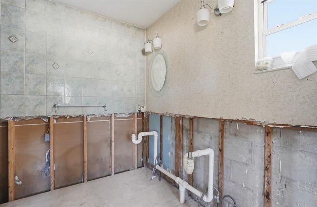 1302 ROBIN ROAD S, St Petersburg, FL 33707