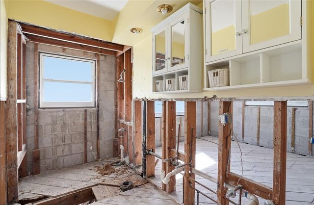 1302 ROBIN ROAD S, St Petersburg, FL 33707