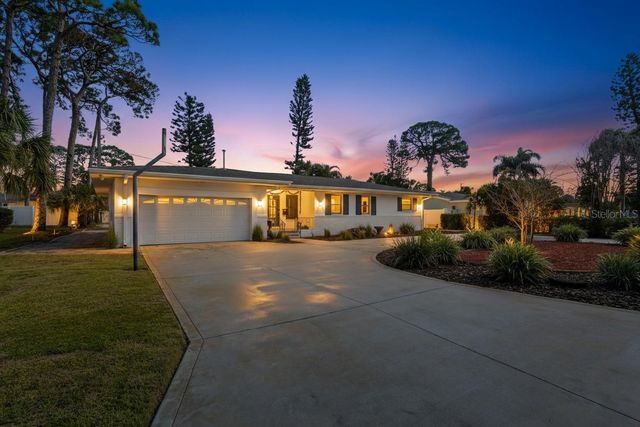 1302 ROBIN ROAD S, St Petersburg, FL 33707