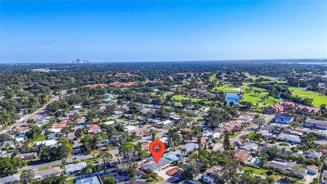1302 ROBIN ROAD S, St Petersburg, FL 33707