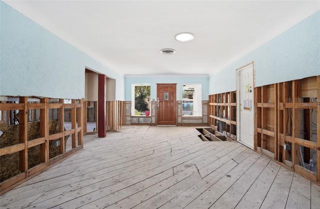 1302 ROBIN ROAD S, St Petersburg, FL 33707