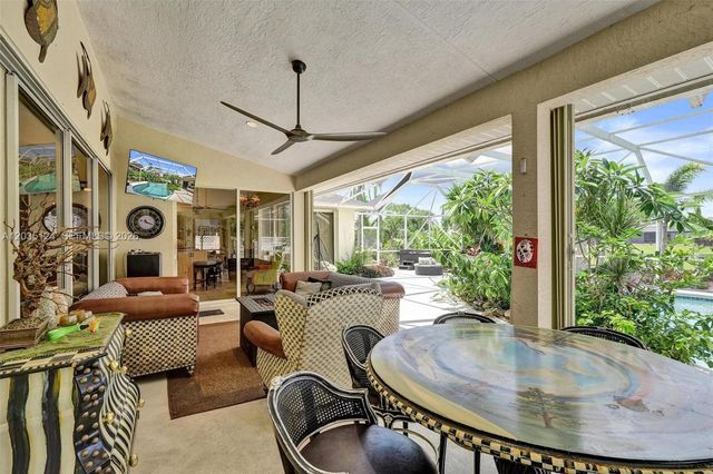 462 NE Cornwall, Port St. Lucie, FL 34983