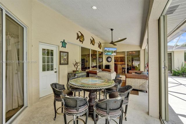 462 NE Cornwall, Port St. Lucie, FL 34983