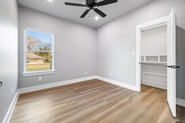 304 W Tarbutton, Troup, TX 75789