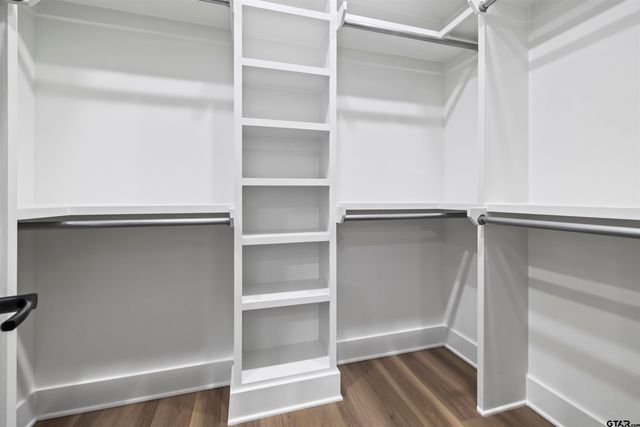 304 W Tarbutton, Troup, TX 75789