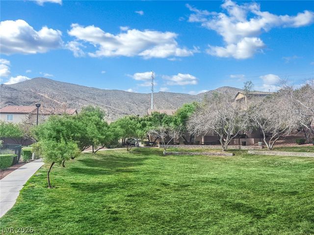 10529 West Gilmore Avenue, Las Vegas, NV 89129