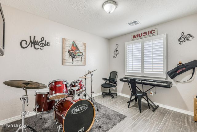 13116 RED COVE Drive, El Paso, TX 79938