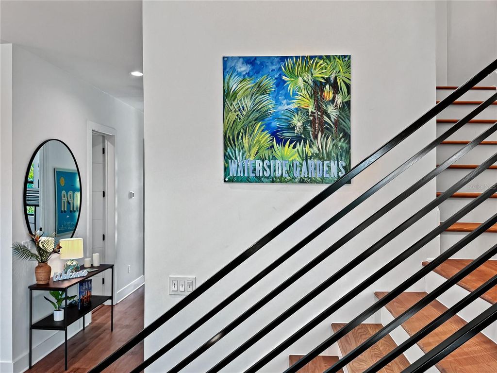 Image 13 of property listing at 2519/1 N RIVERSIDE DR, Tampa, FL 33602