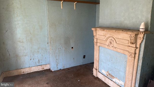 319 HAMMOND ST, Westernport, MD 21562