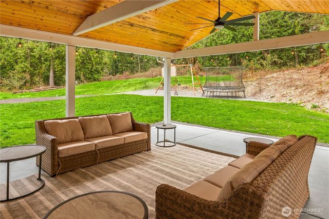 28910 NE 112th Way, Duvall, WA 98019