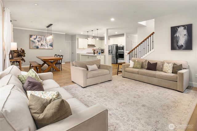 28910 NE 112th Way, Duvall, WA 98019