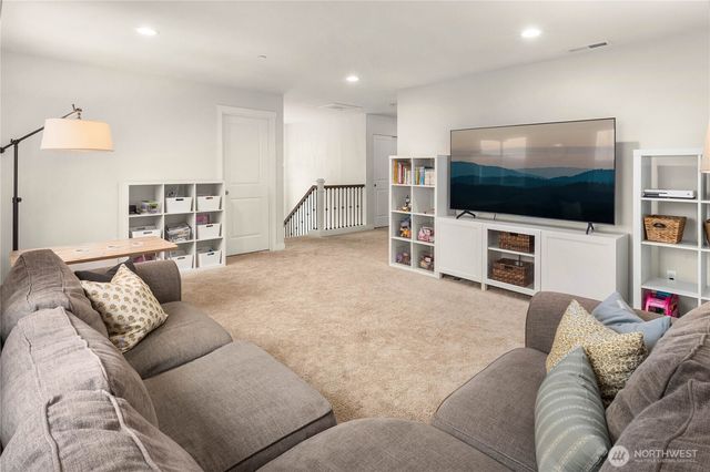 28910 NE 112th Way, Duvall, WA 98019