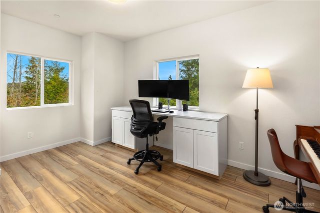 28910 NE 112th Way, Duvall, WA 98019