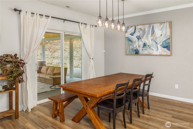 28910 NE 112th Way, Duvall, WA 98019