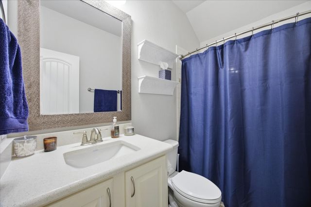 3017 Oak Crest Drive, Royse City, TX 75189