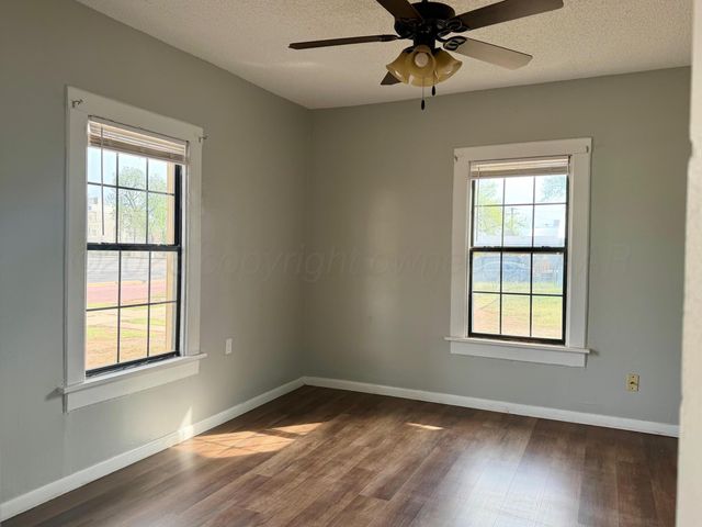 200 S Main Street, Childress, TX 79201