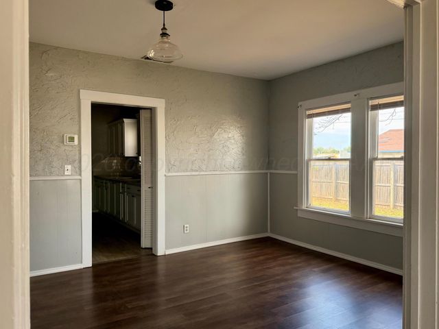 200 S Main Street, Childress, TX 79201