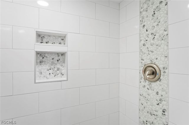 4707 Santa Barbara BLVD 4, Cape Coral, FL 33914