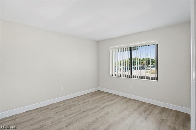 4707 Santa Barbara BLVD 4, Cape Coral, FL 33914