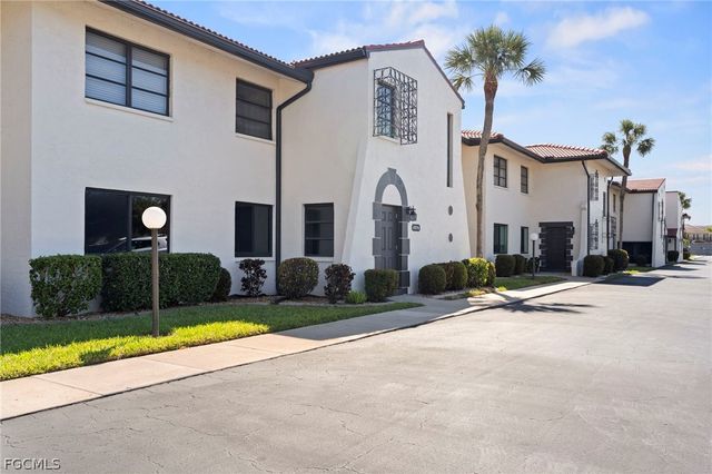 4707 Santa Barbara BLVD 4, Cape Coral, FL 33914