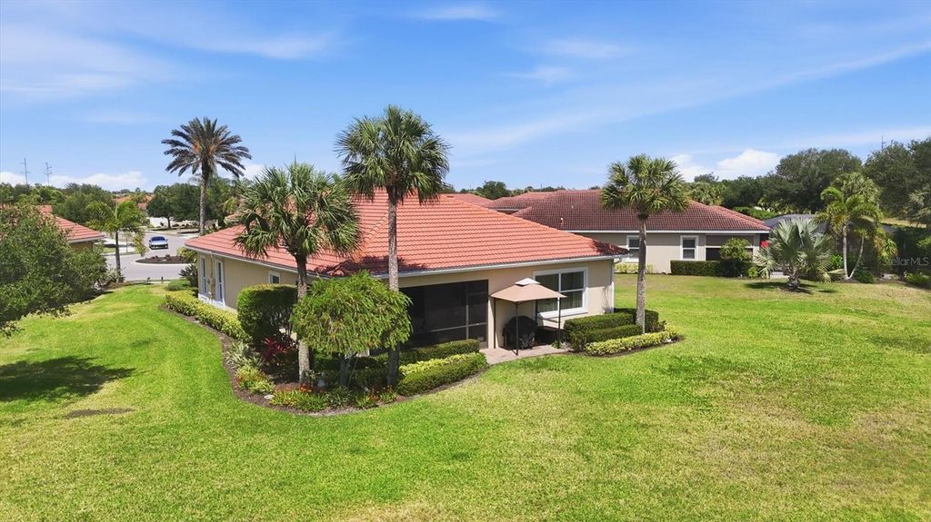 Image 27 of property listing at 345 SAVONA WAY, North Venice, FL 34275