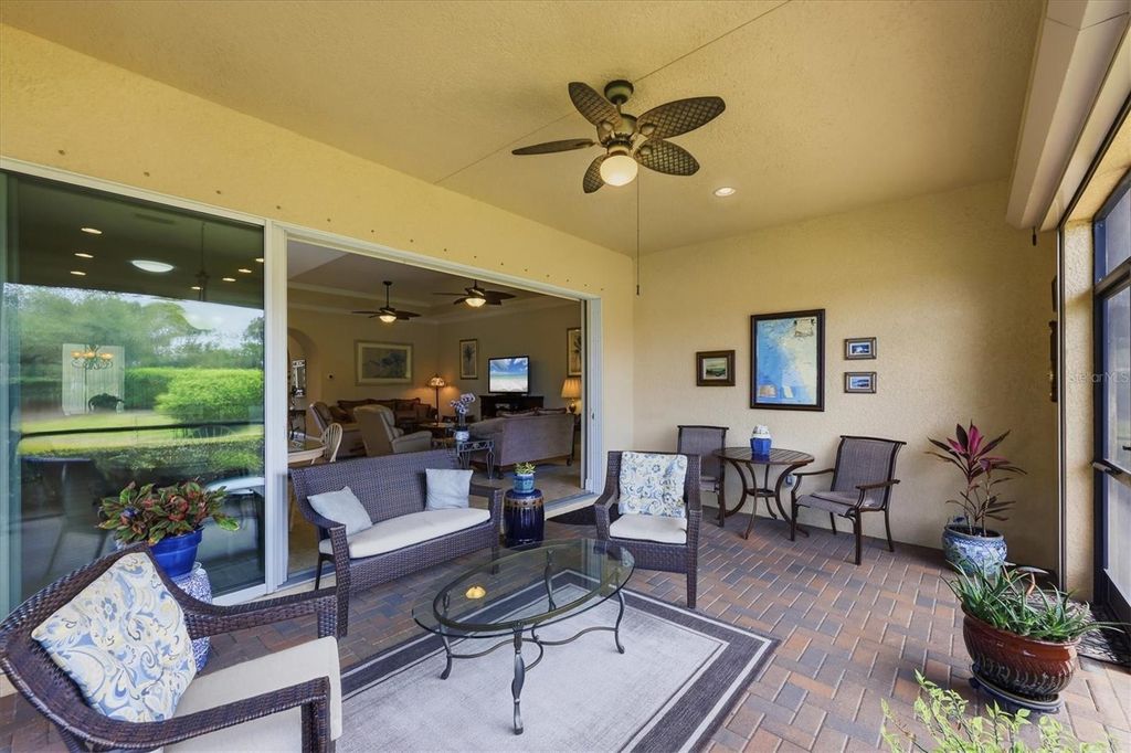 Image 34 of property listing at 345 SAVONA WAY, North Venice, FL 34275