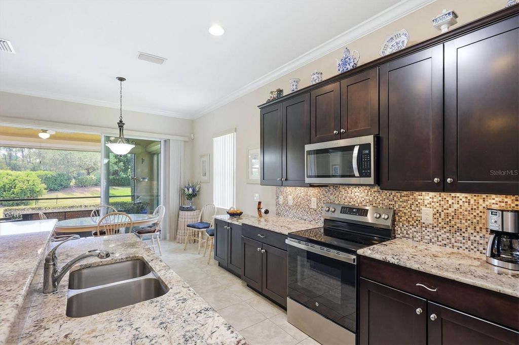 Image 42 of property listing at 345 SAVONA WAY, North Venice, FL 34275