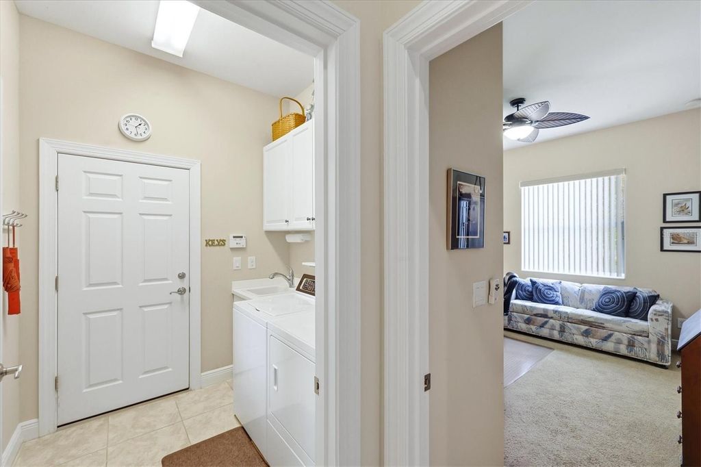 Image 73 of property listing at 345 SAVONA WAY, North Venice, FL 34275