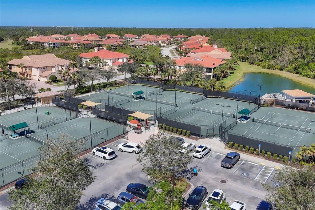 Image 89 of property listing at 345 SAVONA WAY, North Venice, FL 34275