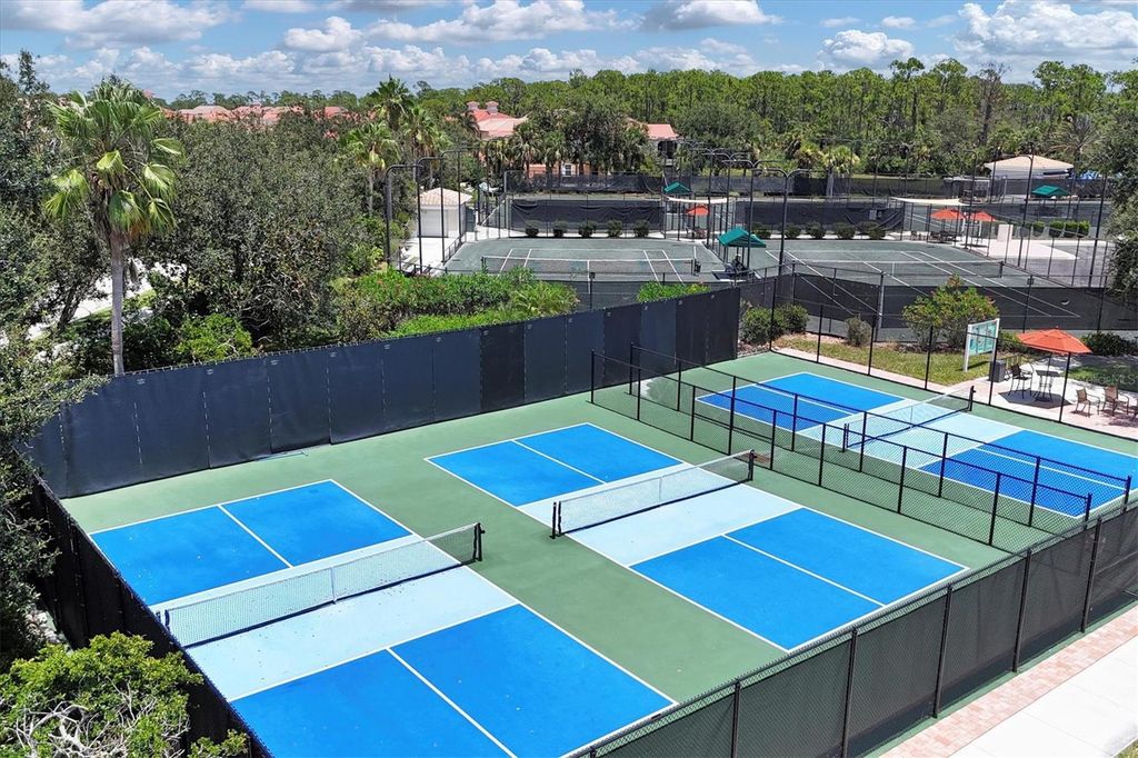 Image 90 of property listing at 345 SAVONA WAY, North Venice, FL 34275