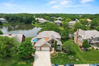1542 WOODCREEK Trail, Bartlett, IL 60103
