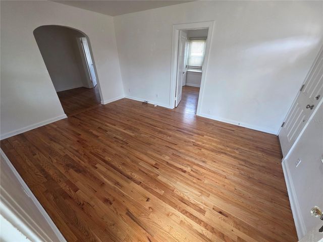 807 N THORNTON AVENUE 807, Orlando, FL 32803